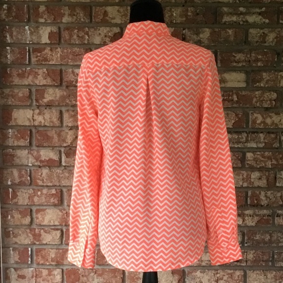 American Eagle Outfitters Shirt - Picture 6 of 7